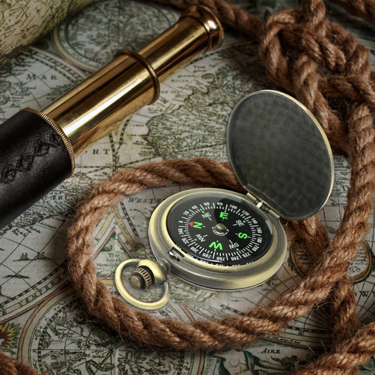 Vintage Zinc Alloy Flip Cover Compass