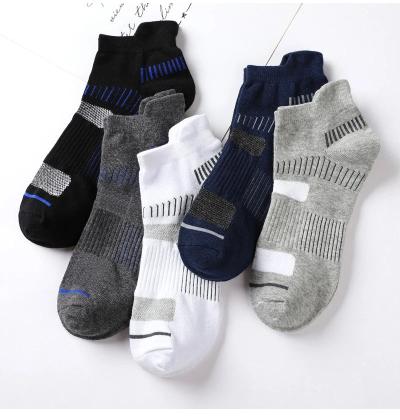 5 pair Men's Moisture Wicking Sports Socks